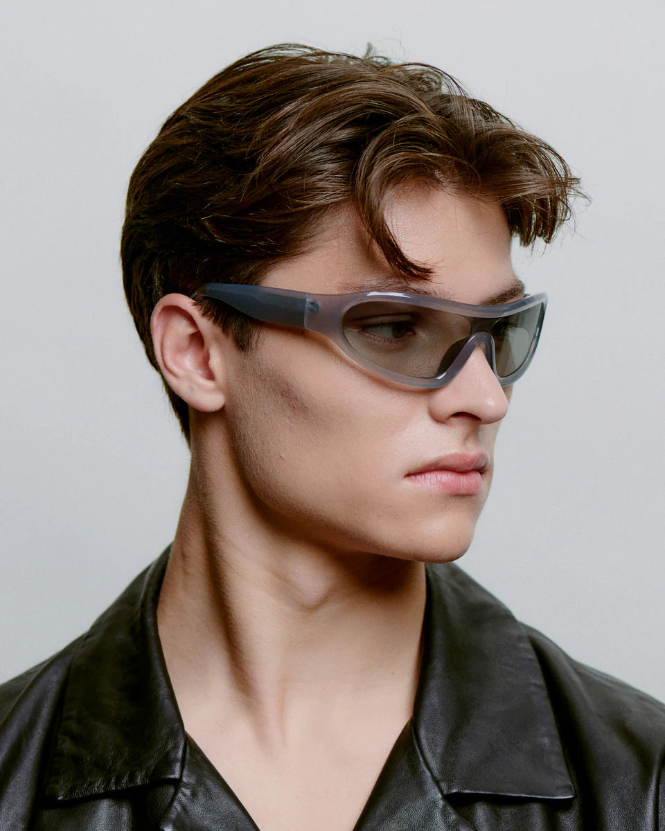 A. KJEARBEDE Sonnenbrille Devon-Glaucus Grey