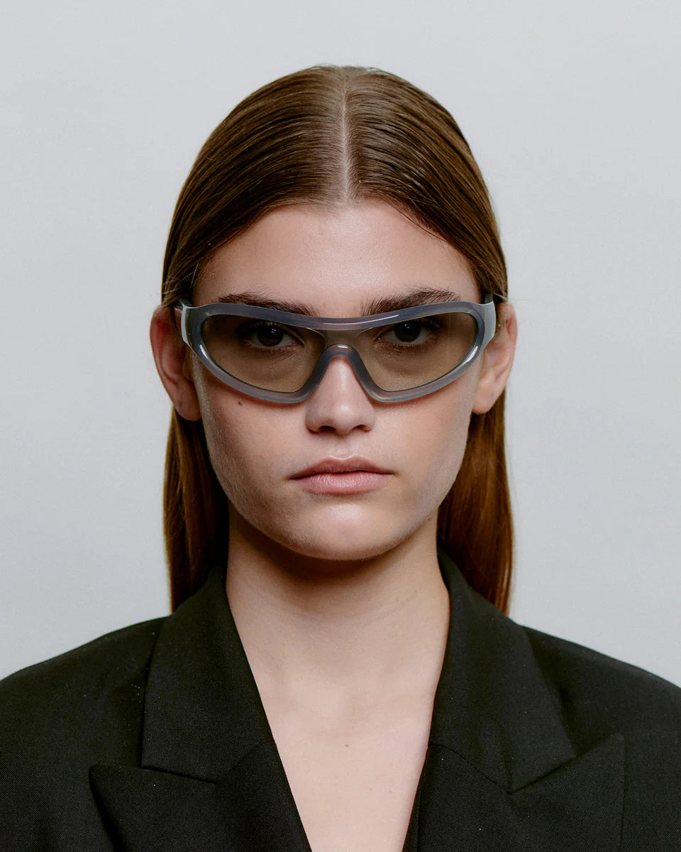 A. KJEARBEDE Sonnenbrille Devon-Glaucus Grey