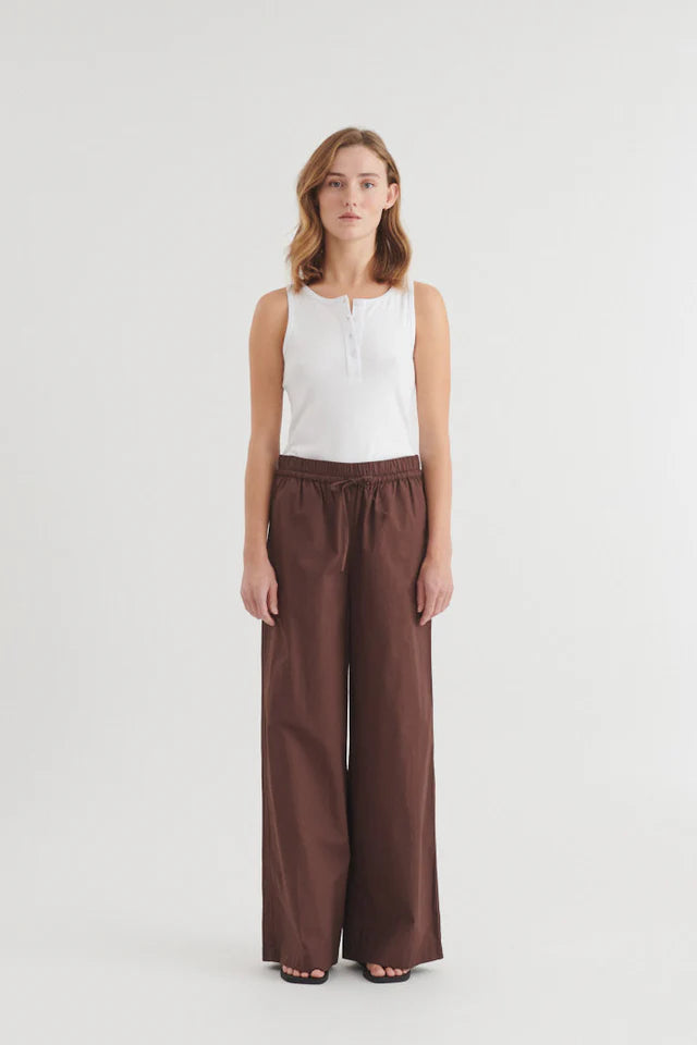 BASIC APPAREL Ida pants chicory coffee